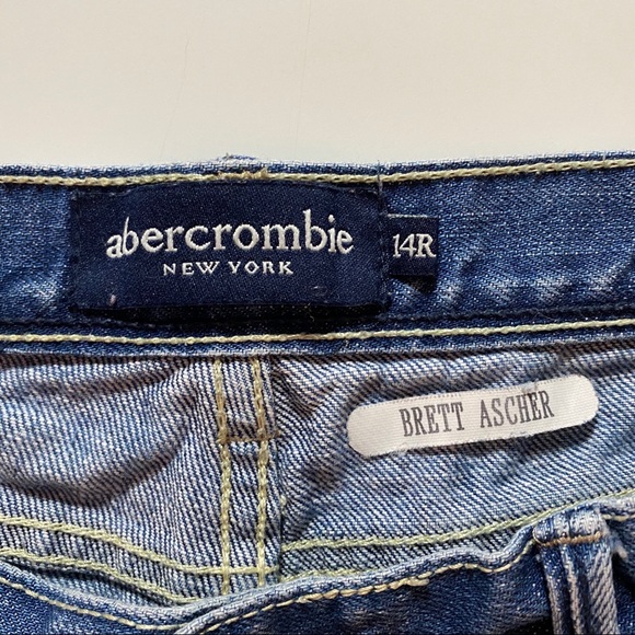 ABERCROMBIE ripped jean shorts! - Picture 3 of 3